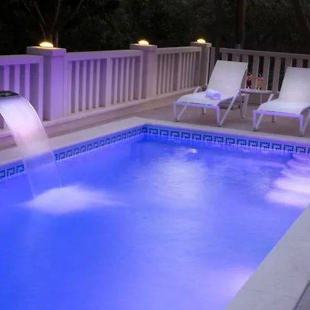 Art شقة تروغير